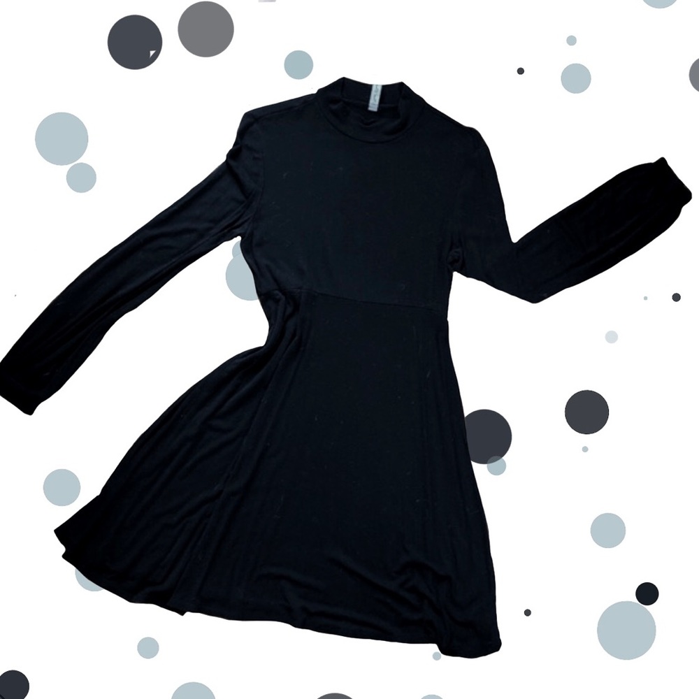 Long sleeved dress